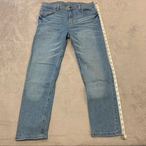 Wrangler medium wash, straight leg jeans sz 5